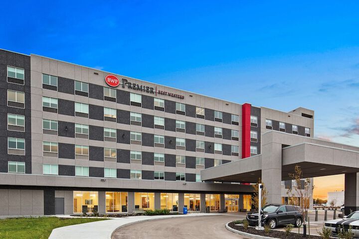 Hotel 3 of 57