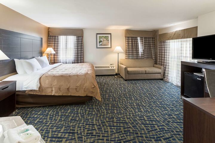 Room 15 of 38
