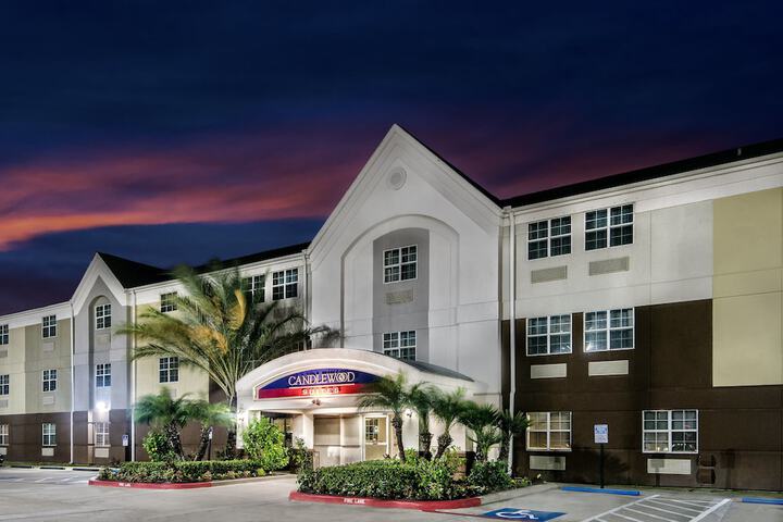 Hotel 3 of 38