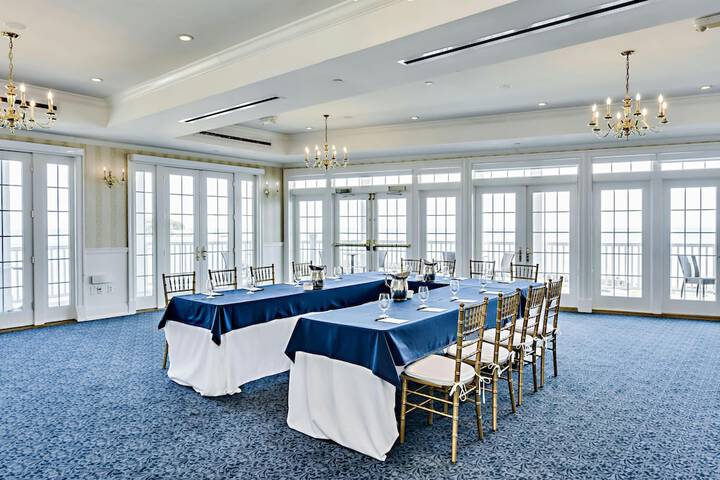 Madison Beach Hotel