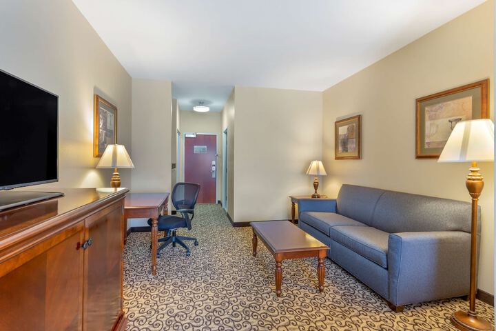 Room 21 of 33
