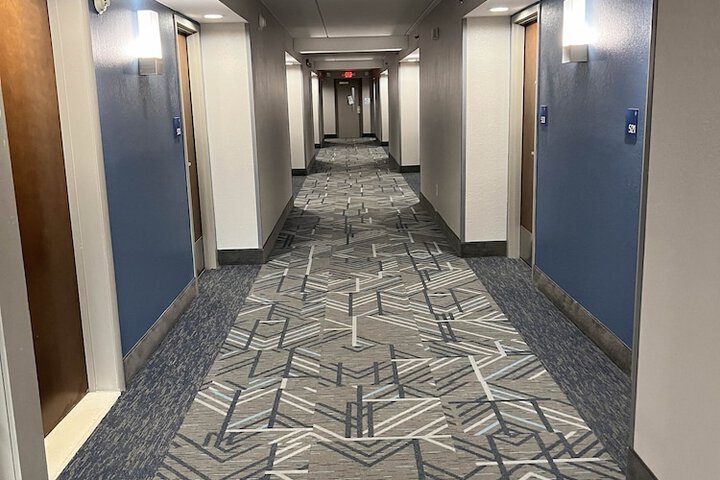 Ballroom/Hall 85 of 90