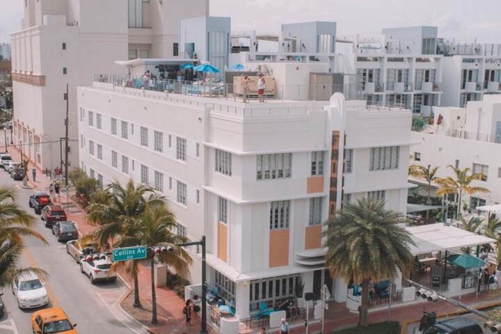 Hotel 8 of 98