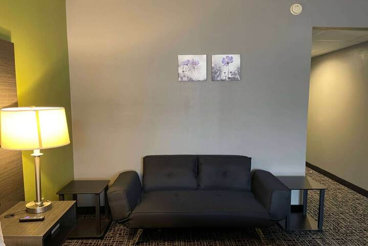 Room 41 of 60