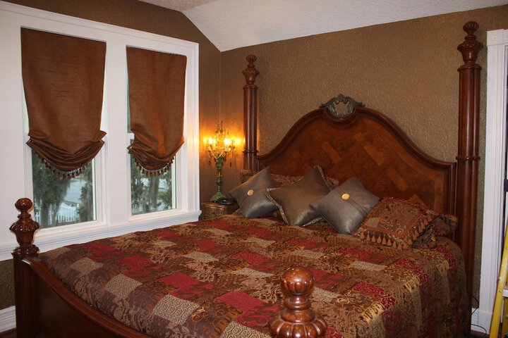 Room 26 of 54