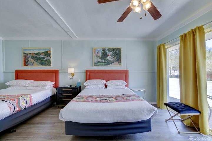 Room 12 of 32