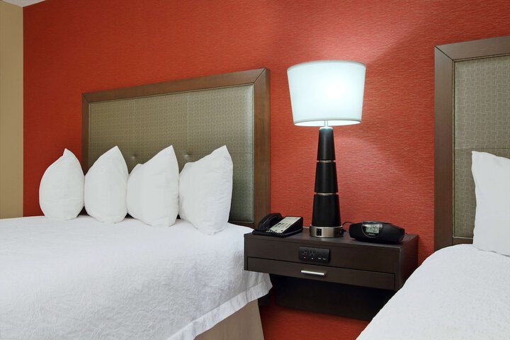 Room 18 of 46