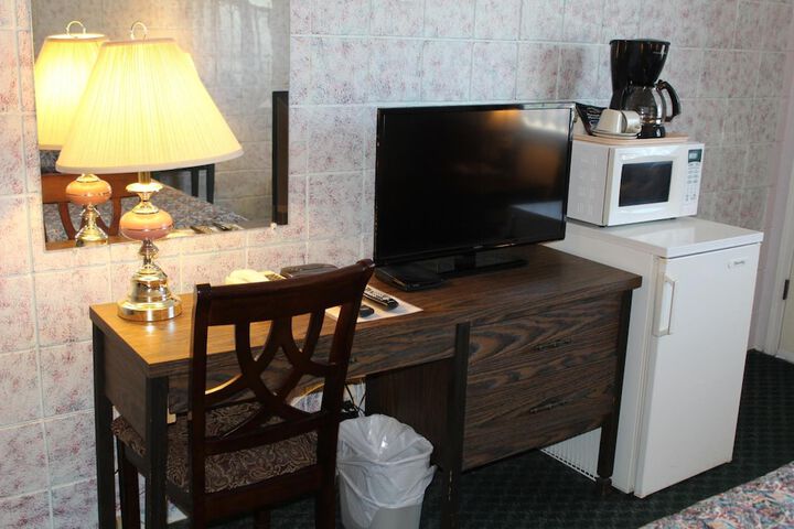 Room 28 of 70