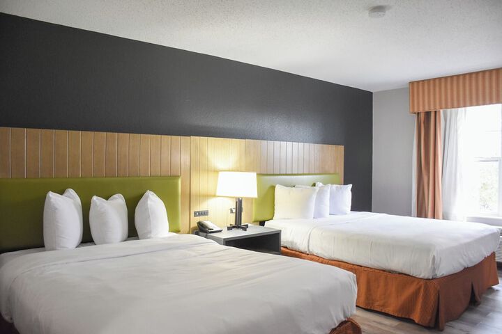 Room 17 of 25