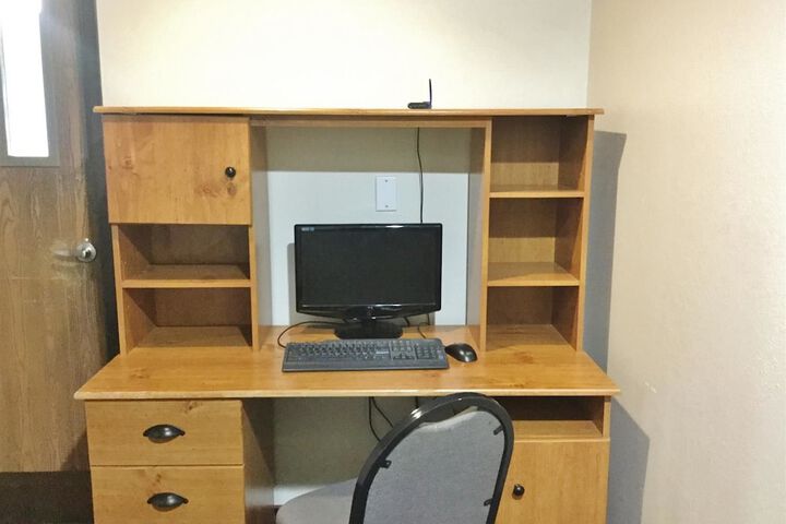 Business Center 38 of 38
