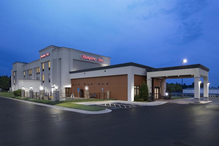 Hampton Inn Magnolia