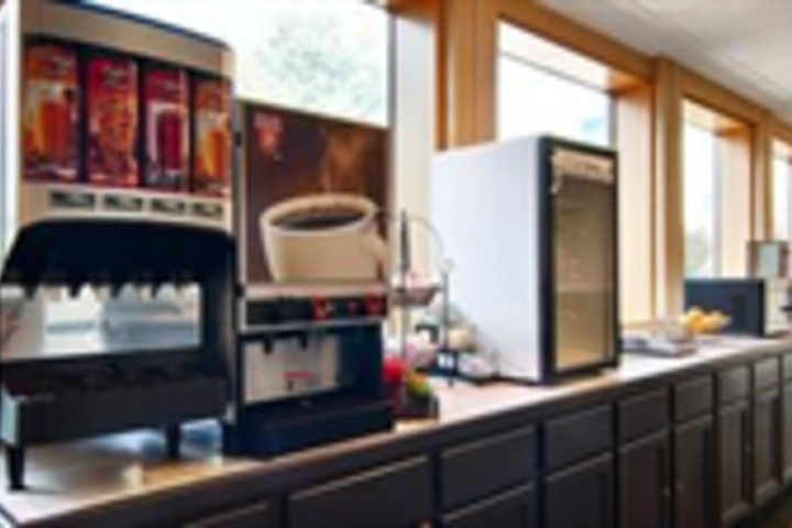 BEST WESTERN SYRACUSE AIRPORT INN