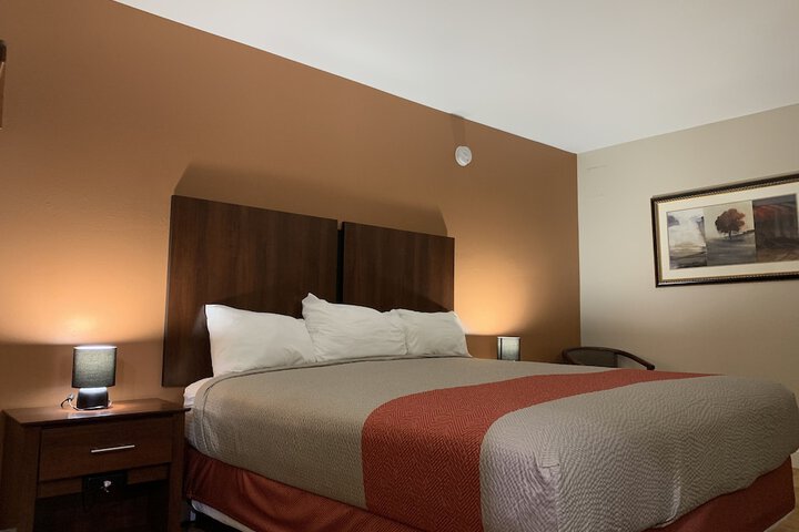 Room 26 of 33