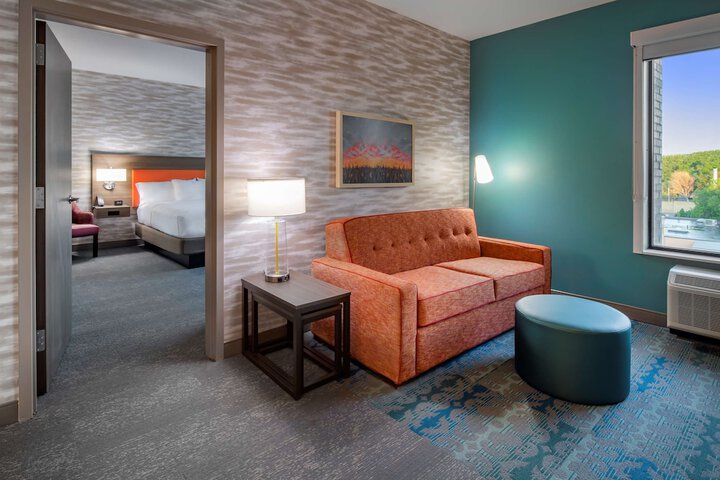 Room 22 of 35