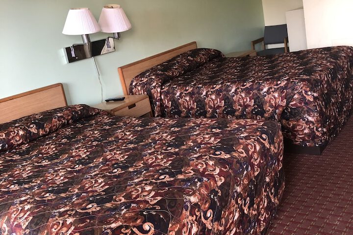 Downtown motel