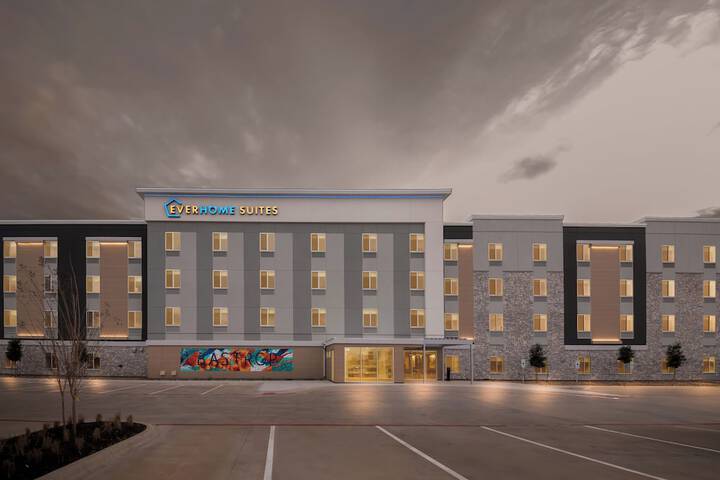 Everhome Suites Bastrop by Choice Hotels