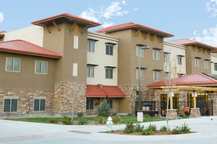 Hotel 2 of 53