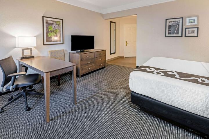 Room 45 of 65