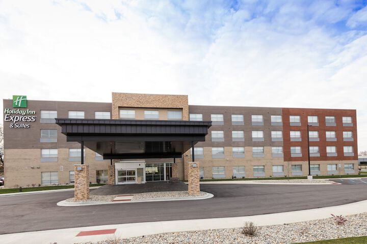 Hotel 4 of 34