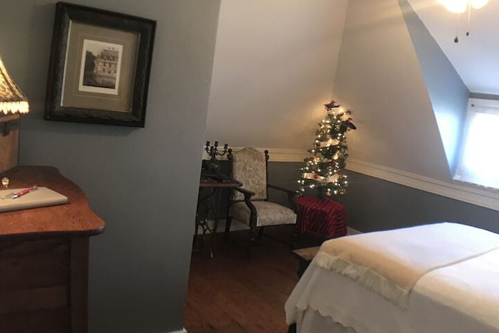 Kennedy Manor B & B
