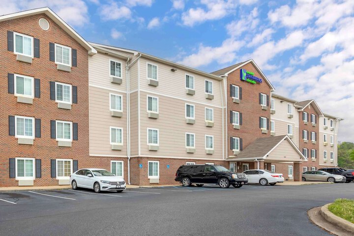 Hotel 3 of 35