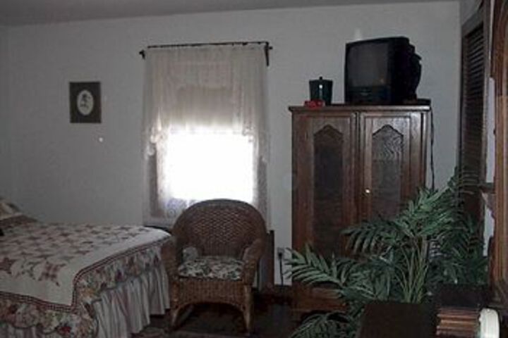Gregory House Country Inn