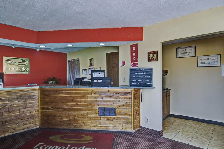 Hotel Interior 7 of 27