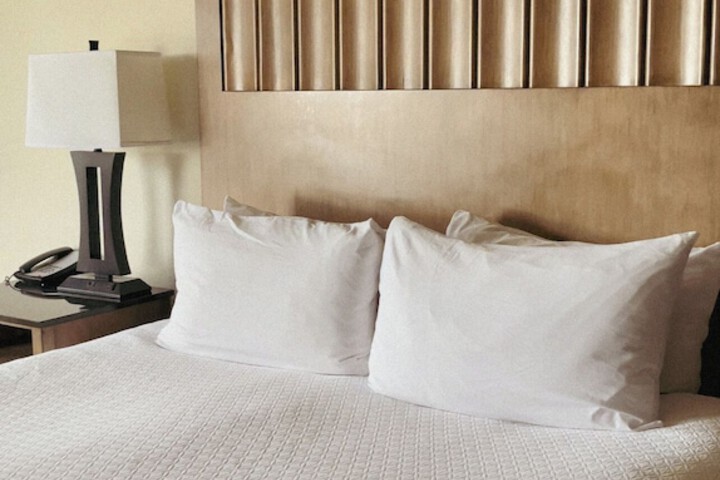 Cambria Landing Inn & Suites