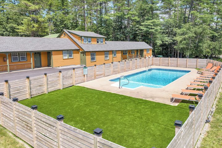 Pool 15 of 185
