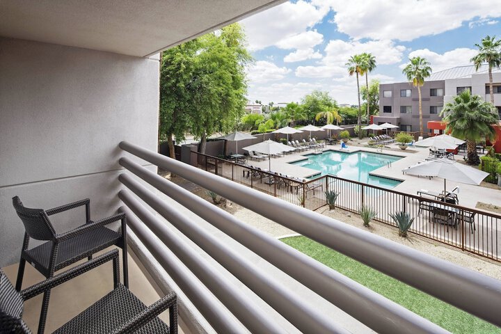 Pool 13 of 44