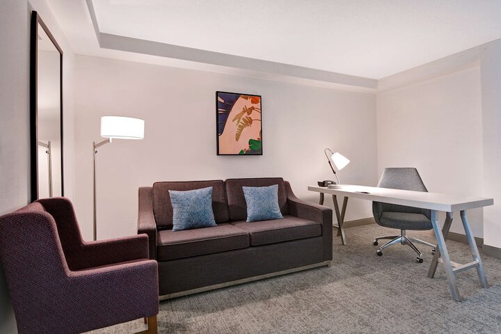 Room 8 of 15