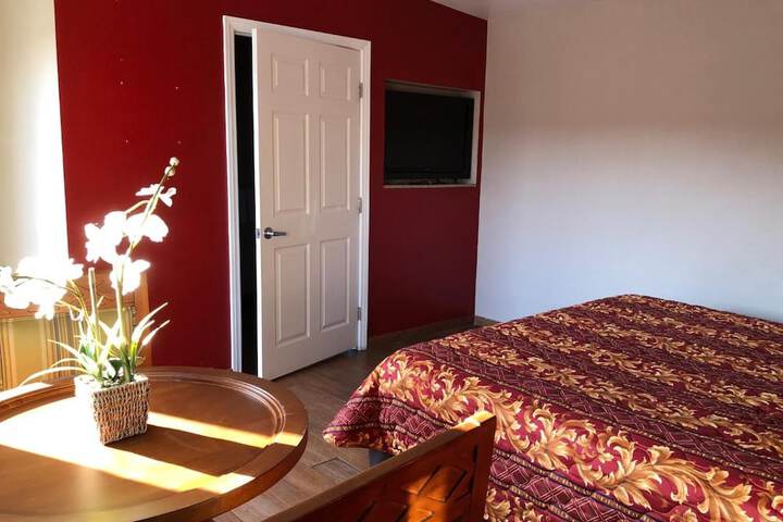 Room 28 of 29