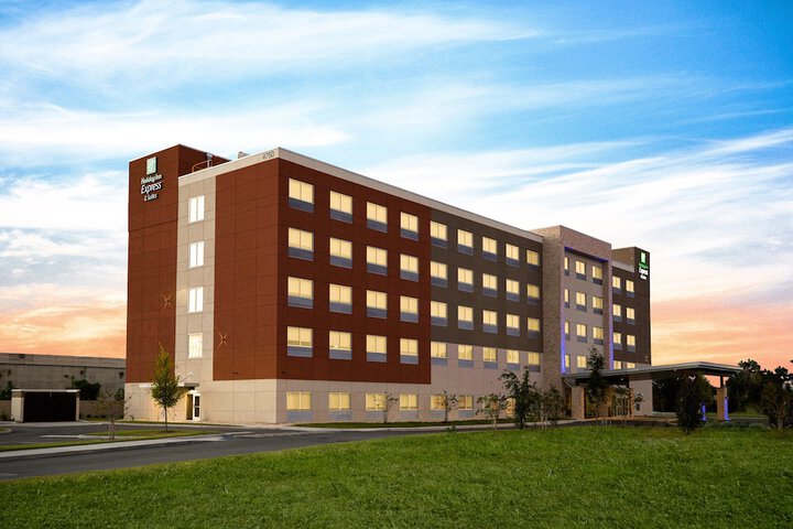 Hotel 2 of 40