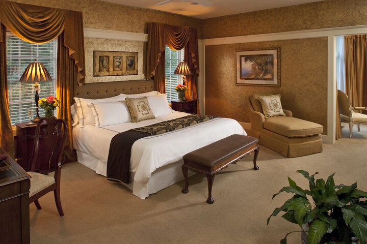 Room 26 of 44
