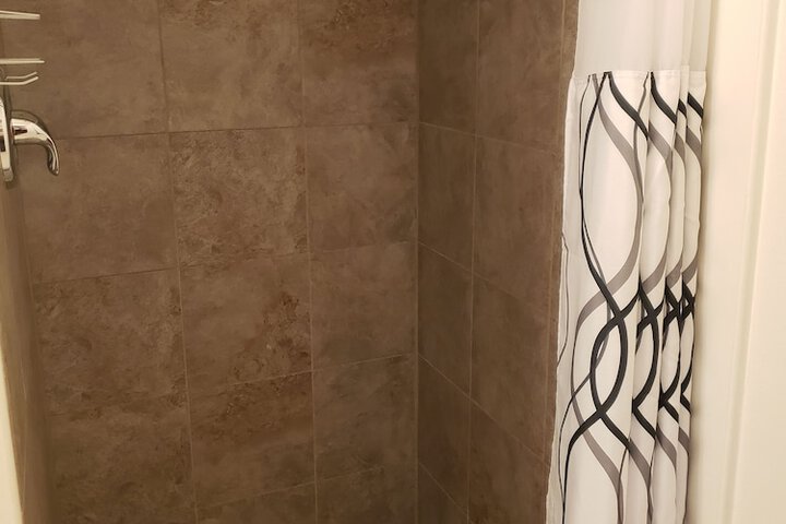 Room 18 of 52