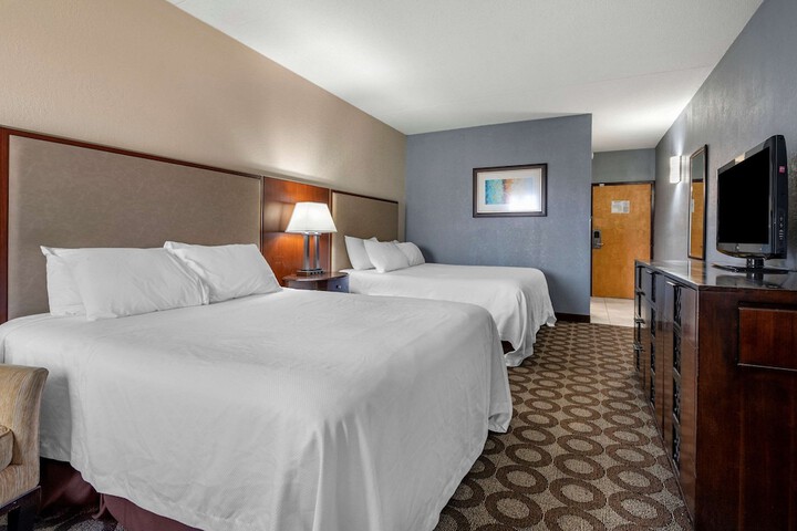 Room 20 of 37