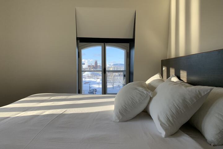 Room 30 of 62