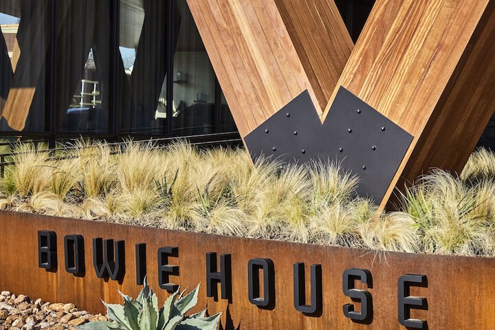 Bowie House Auberge Collection