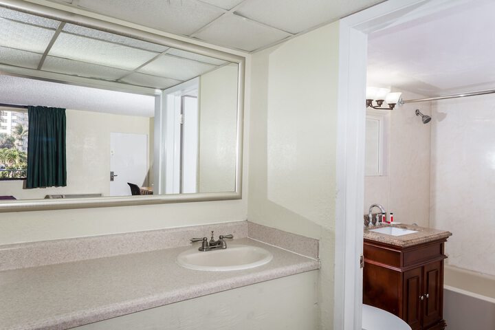 Room 37 of 47