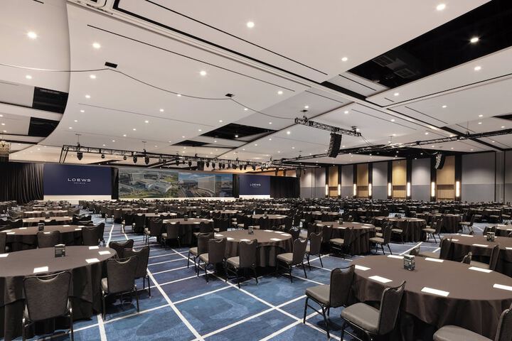 Loews Arlington