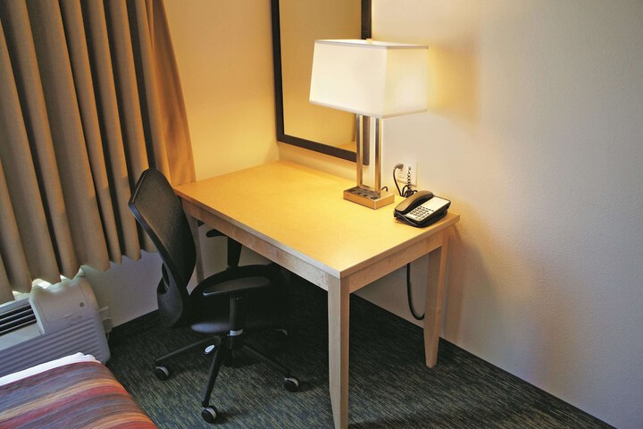 Room 37 of 52