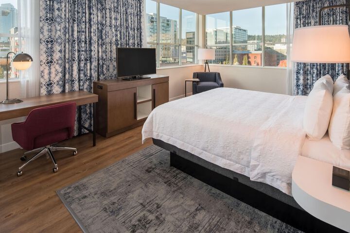 Hampton Inn & Suites Portland-Pearl District