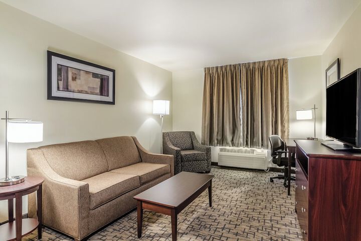 Room 10 of 30