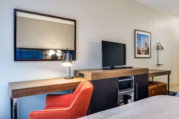 Room 15 of 35