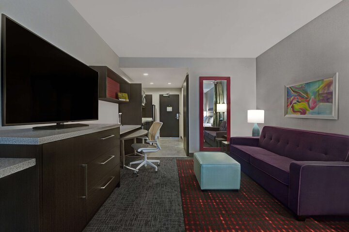 Room 17 of 43