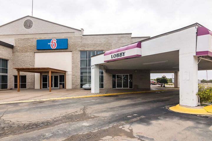 Motel 6 Snyder TX