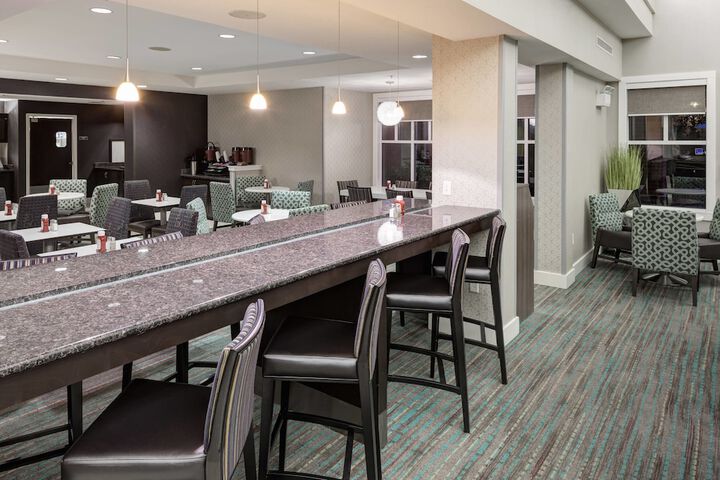 Hotel Interior 10 of 39