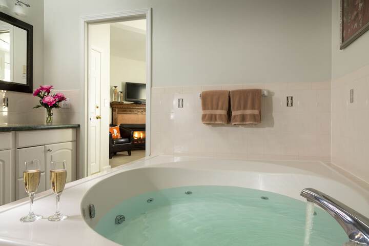 Room 16 of 35