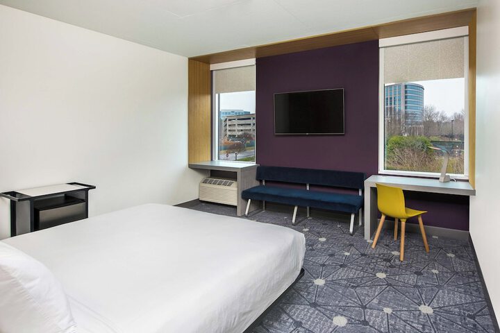 Room 22 of 39
