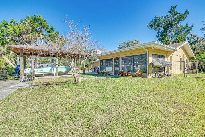 Riverfront Home With Private Dock Fire Pit!